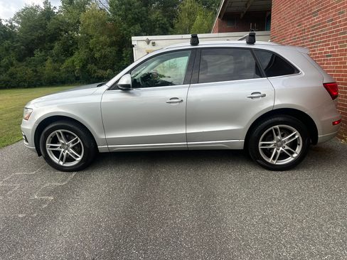 Used 2014 Audi Q5 2.0T Premium Plus w/ Premium Plus Package AWD/4WD image 5
