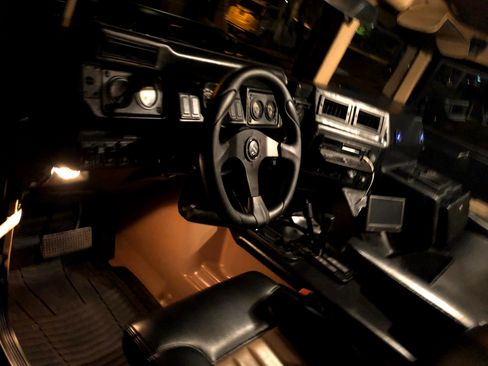 Used 1996 HUMMER H1 4-Door Hard Top image 24