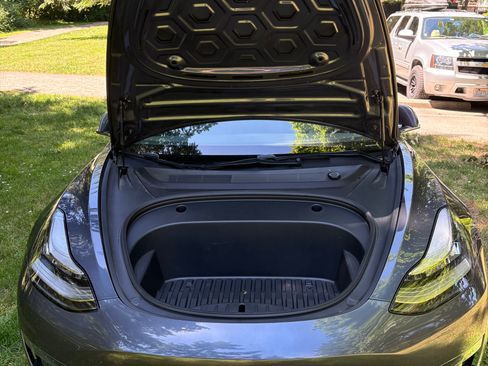 Used 2020 Tesla Model 3 RWD image 18