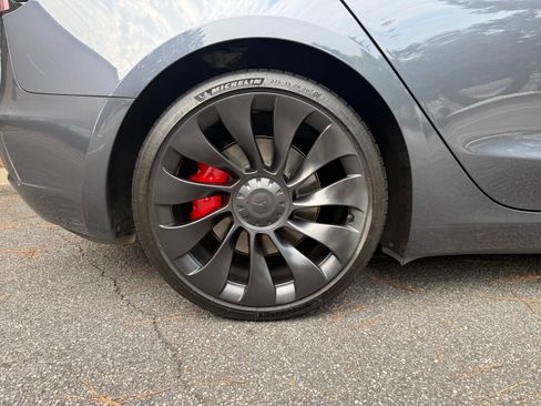 Used 2022 Tesla Model 3 Performance AWD/4WD image 12