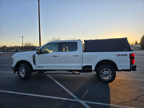 Used 2024 Ford F350 Lariat w/ Lariat Ultimate Package image 1