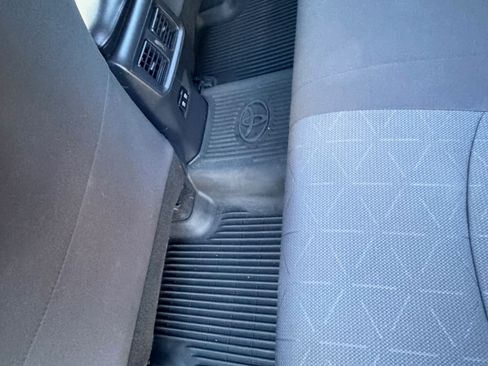 Used 2020 Toyota RAV4 XLE image 14