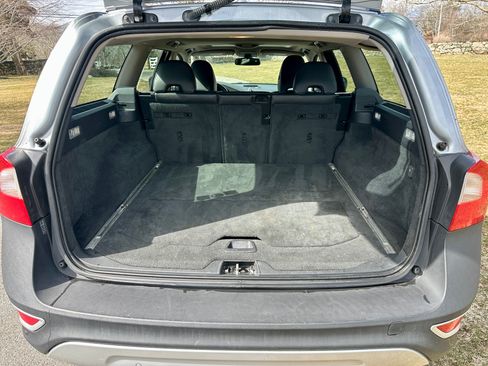 Used 2010 Volvo XC70 3.2 image 28