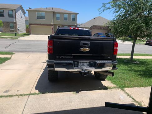 Used 2015 Chevrolet Silverado 2500 LT w/ LT Convenience Package image 9