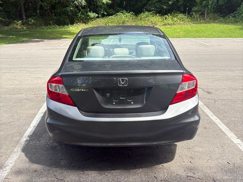 Used 2012 Honda Civic LX image 6