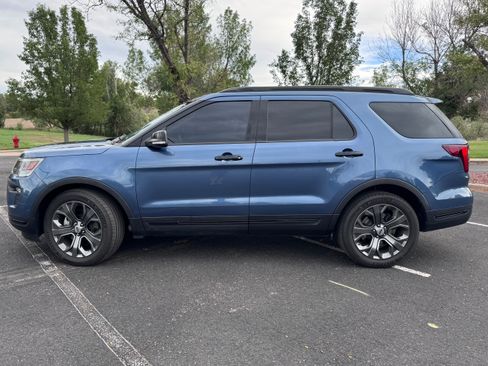 Used 2018 Ford Explorer Sport w/ Equipment Group 401A AWD/4WD image 5