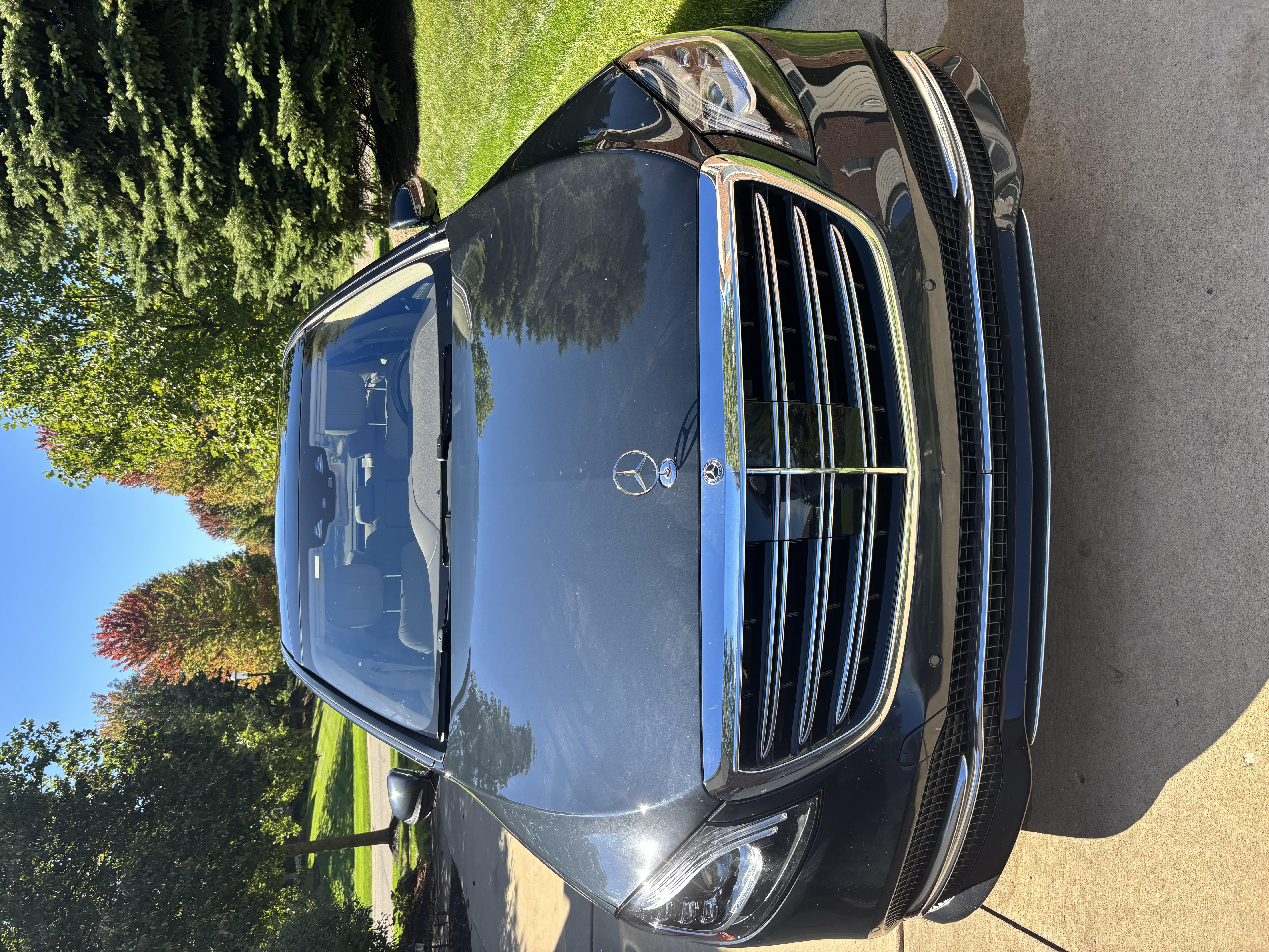 Used 2019 Mercedes-Benz S 560 Sedan image 4