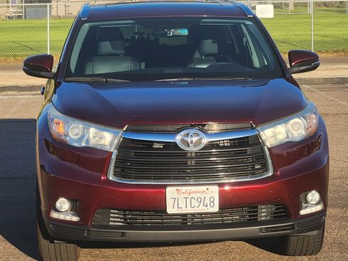 Used 2015 Toyota Highlander Limited Platinum image 1