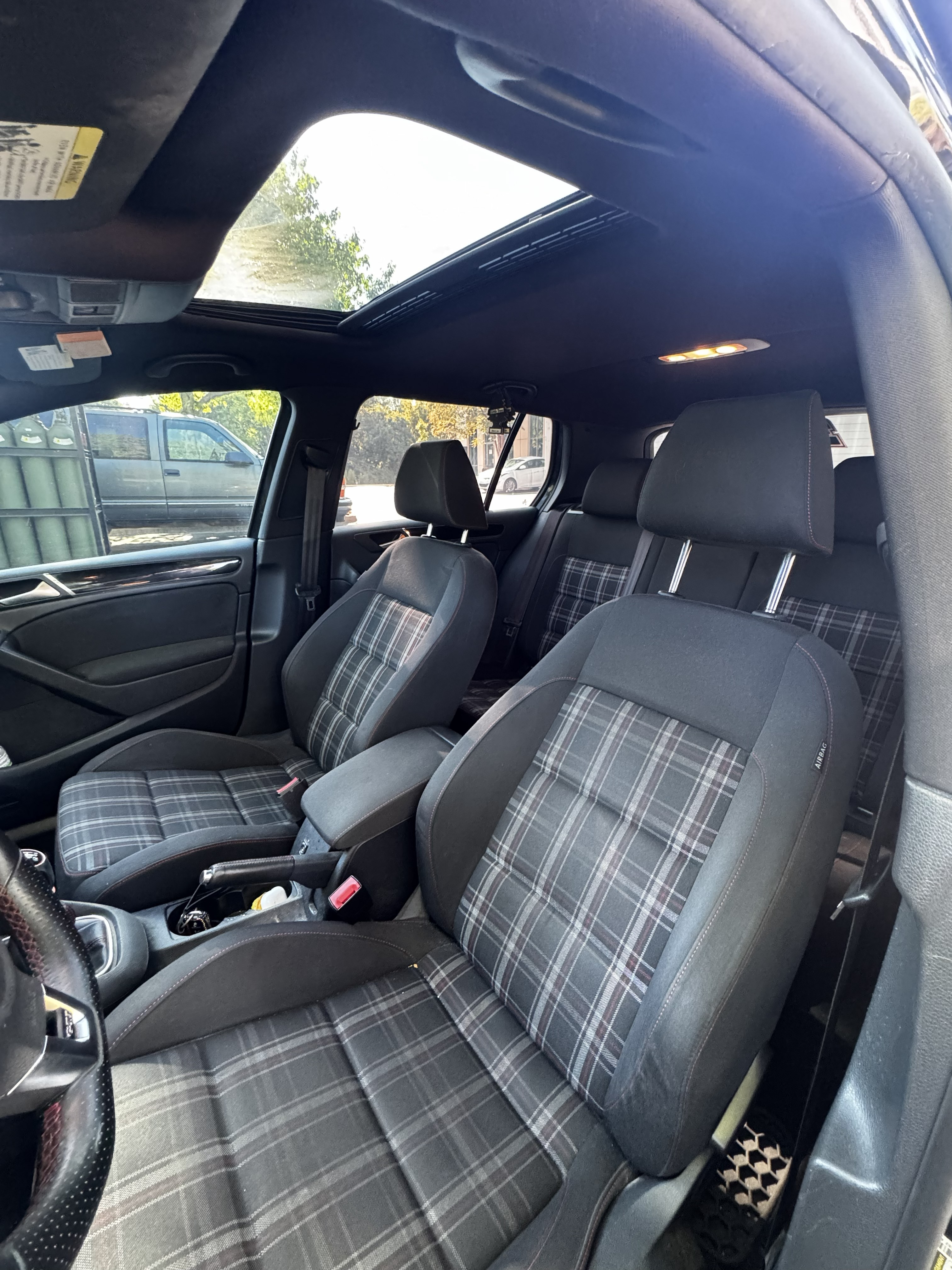 Used 2012 Volkswagen GTI 4-Door FWD image 2