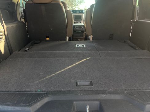 Used 2016 GMC Acadia SLT image 15