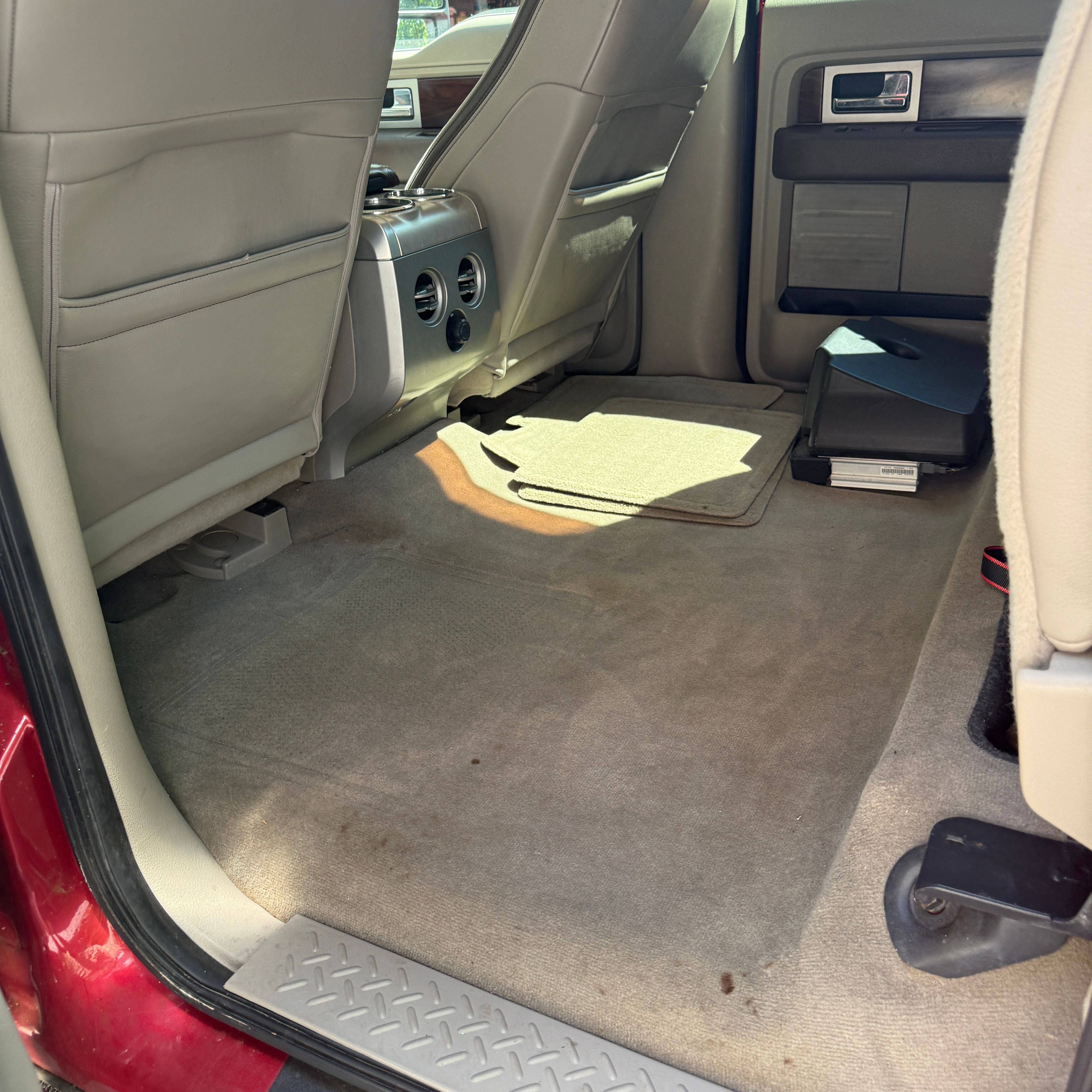 Used 2010 Ford F150 Lariat AWD/4WD image 9