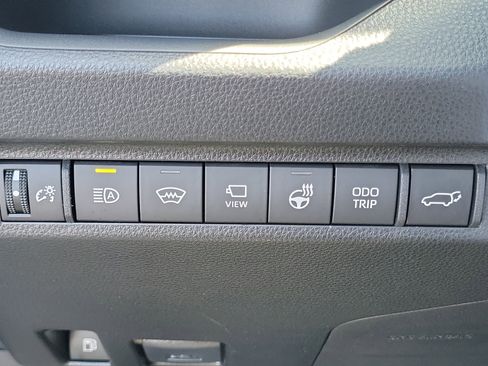 Used 2025 Toyota RAV4 XSE image 4