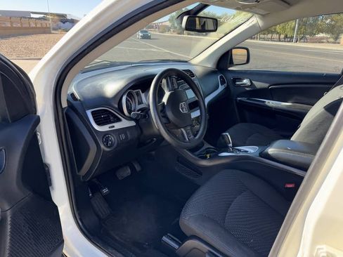 Used 2018 Dodge Journey SXT w/ Blacktop Package image 11