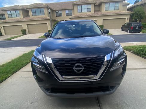 Used 2023 Nissan Rogue SV FWD image 8