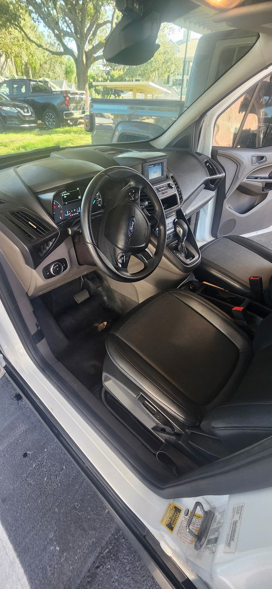 Used 2019 Ford Transit Connect XL FWD image 8