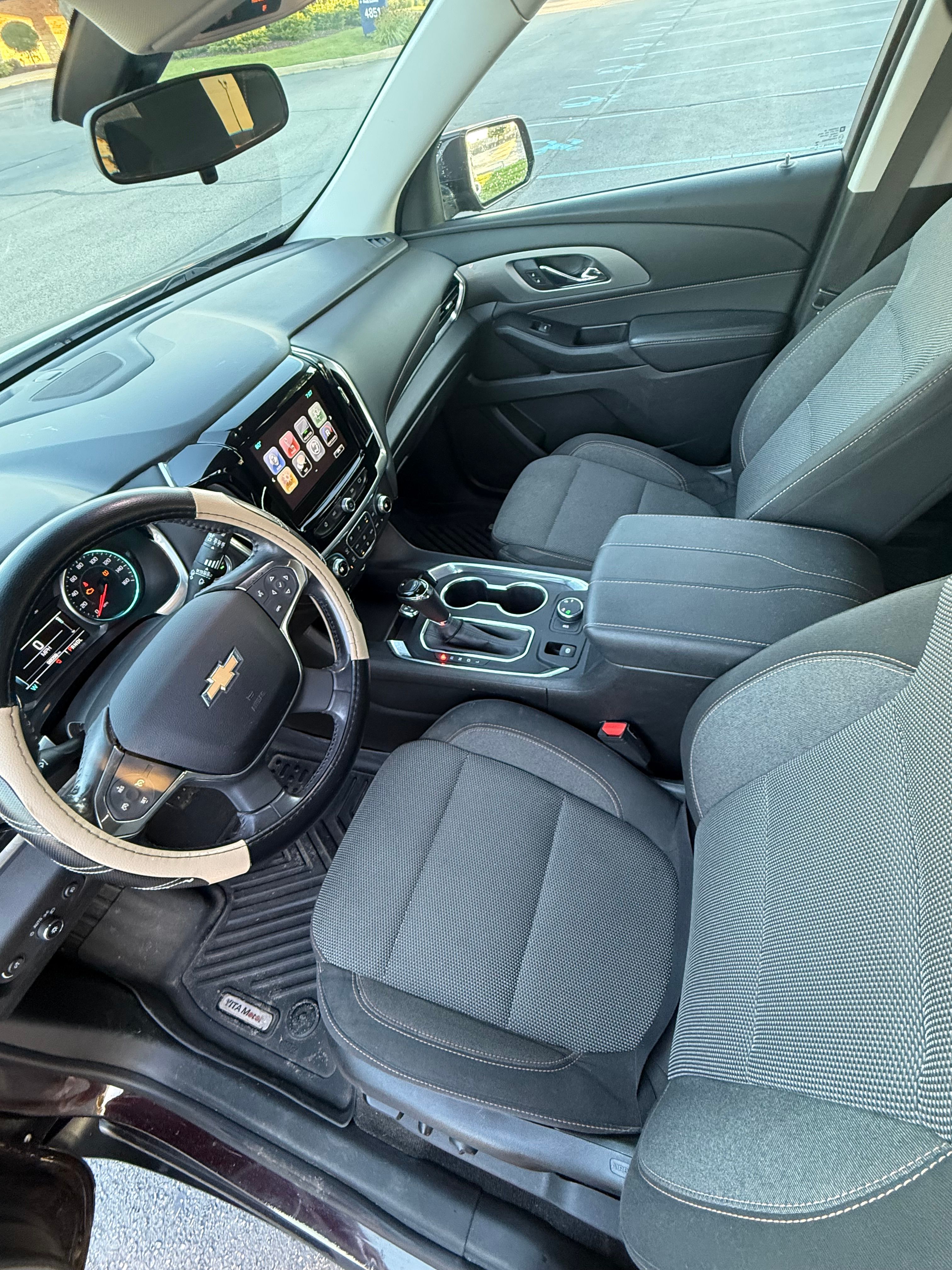 Used 2019 Chevrolet Traverse LT AWD/4WD image 12