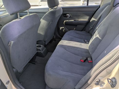 Used 2009 Nissan Versa 1.8 S w/ PWR Pkg image 9