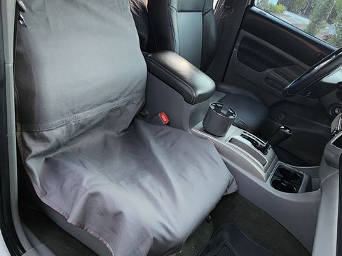 Used 2009 Toyota Tacoma PreRunner RWD image 9