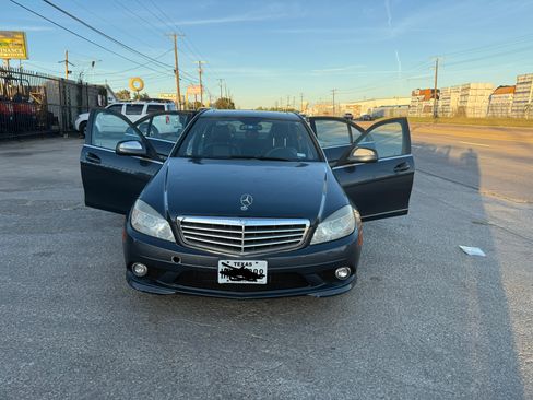 Used 2009 Mercedes-Benz C 350 Sport image 14