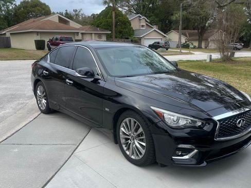 Used 2019 INFINITI Q50 Luxe w/ Essential Package (3.0T Luxe) image 5