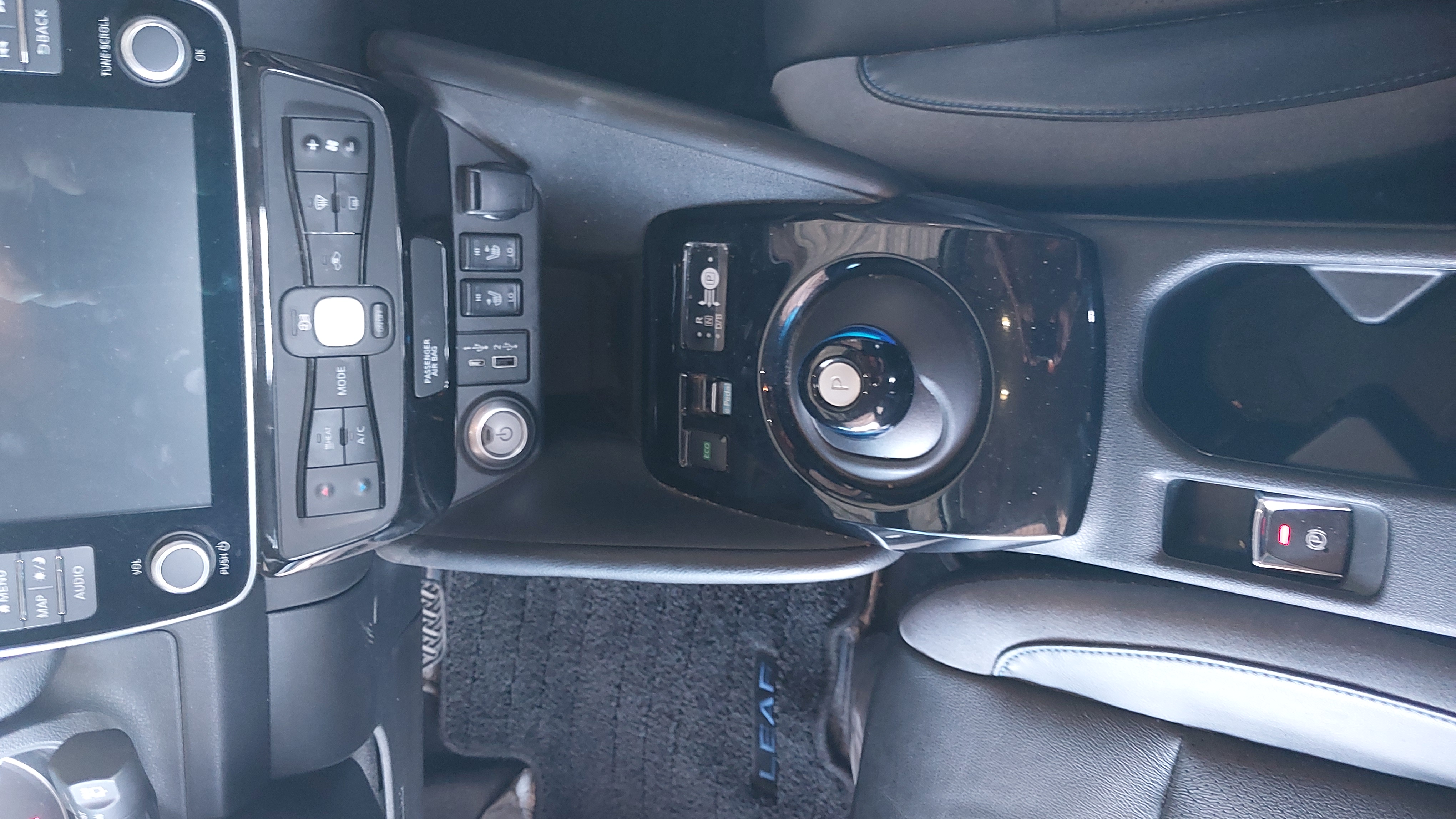 Used 2020 Nissan Leaf SL Plus FWD image 10