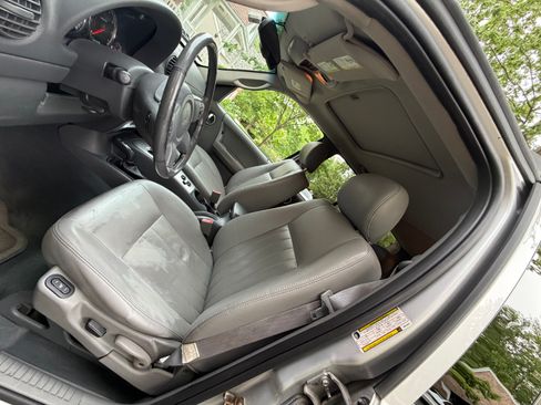 Used 2005 Jeep Liberty Limited AWD/4WD image 14