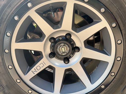 Used 2019 Jeep Wrangler Unlimited Rubicon image 13