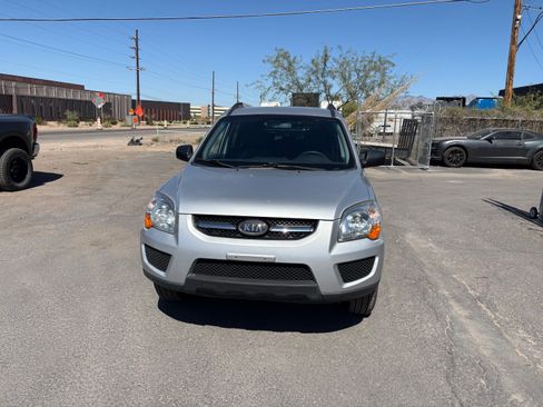 Used 2009 Kia Sportage LX image 2