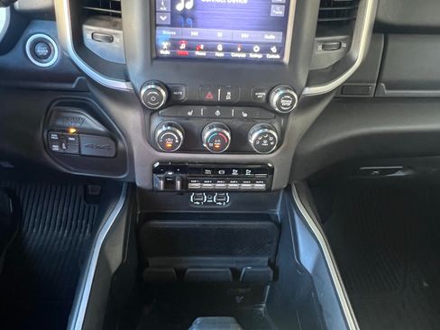 Used 2021 RAM 3500 Big Horn w/ Level 1 Equipment Group image 16