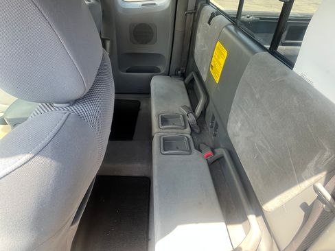 Used 2007 Toyota Tacoma PreRunner image 13