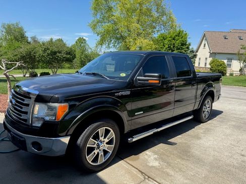 Used 2014 Ford F150 Lariat w/ Equipment Group 501A Mid image 8