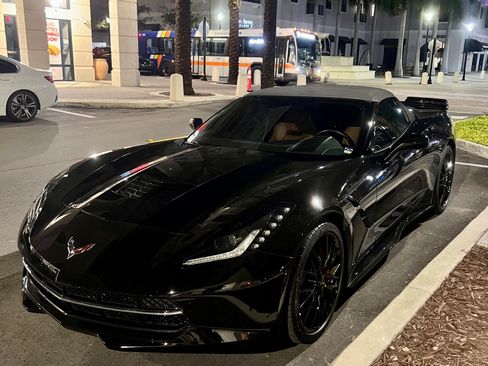 Used 2014 Chevrolet Corvette Stingray Convertible w/ 2LT Preferred Equipment Group image 10