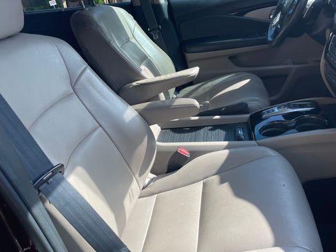 Used 2017 Honda Pilot Touring image 18