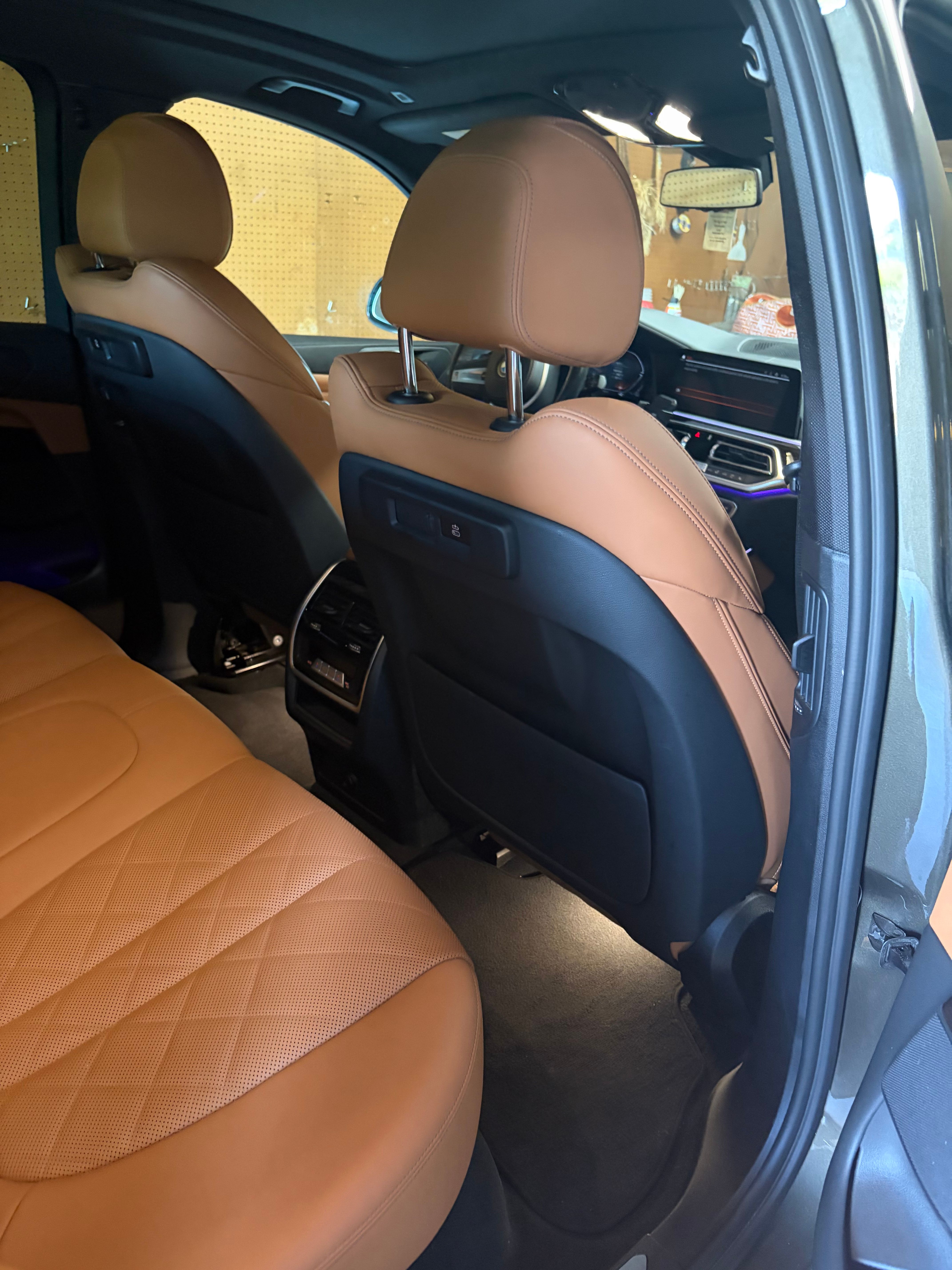 Used 2023 BMW X5 xDrive40i w/ M Sport Package AWD/4WD image 8