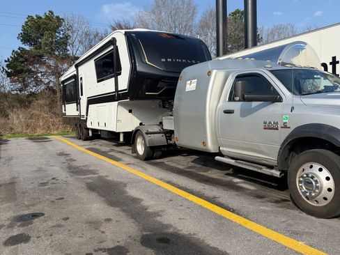 Used 2018 RAM 4500 Tradesman w/ Power & Remote Entry Group image 15