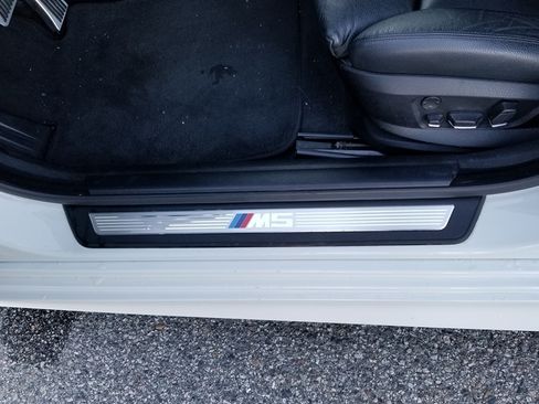 Used 2011 BMW 535i Sedan image 23