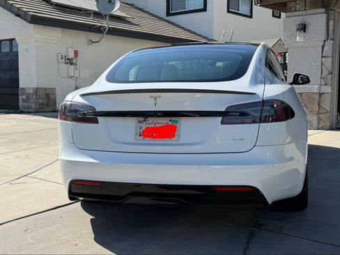 Used 2021 Tesla Model S Plaid AWD/4WD image 4