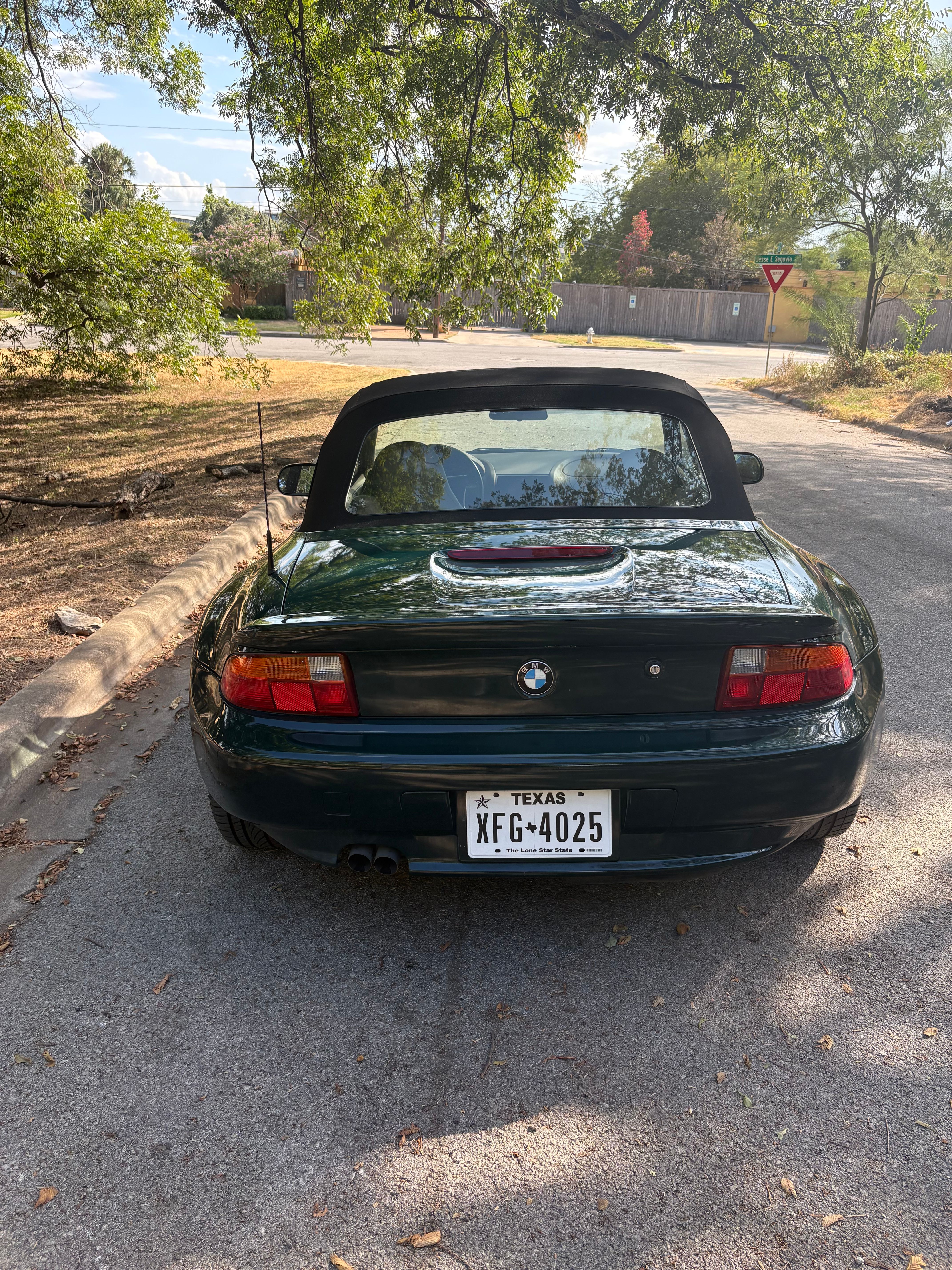 Used 1997 BMW Z3 2.8 RWD image 6