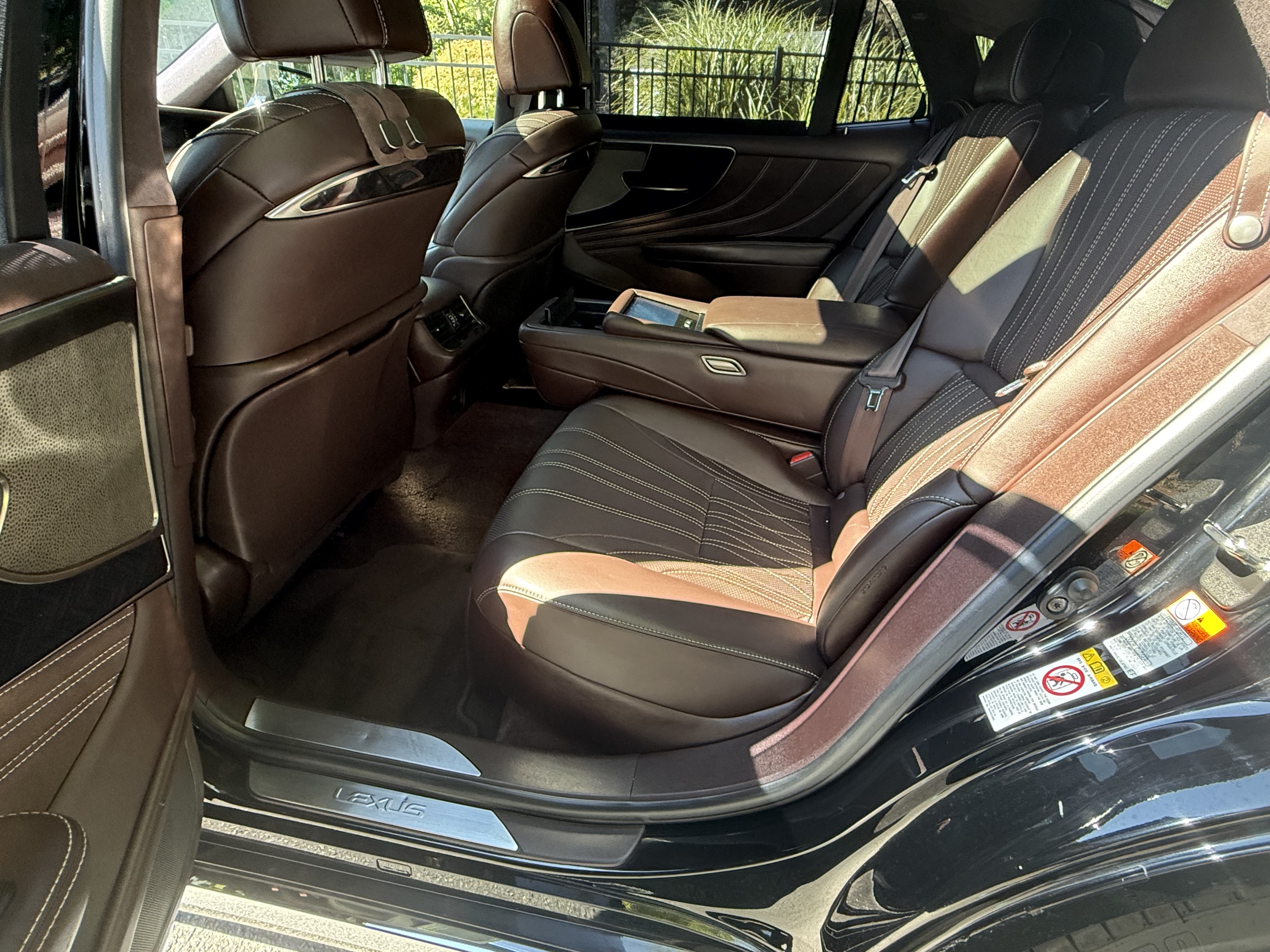 Used 2018 Lexus LS 500 AWD w/ Luxury Package image 11