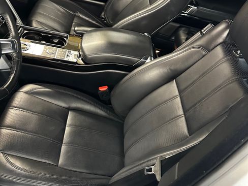 Used 2017 Land Rover Range Rover Supercharged image 12