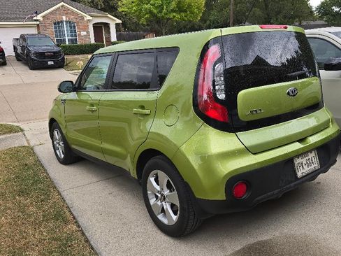 Used 2018 Kia Soul image 4
