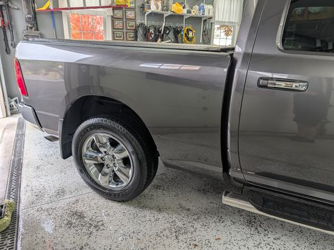 Used 2017 RAM 1500 Big Horn image 12