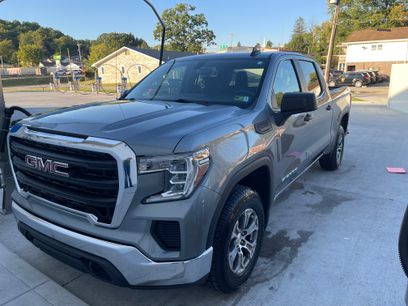 Used 2021 GMC Sierra 1500 4x4 Crew Cab w/ Sierra Value Package