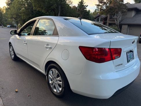 Used 2012 Kia Forte EX image 6