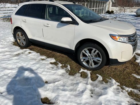 Used 2013 Ford Edge Limited AWD/4WD image 4