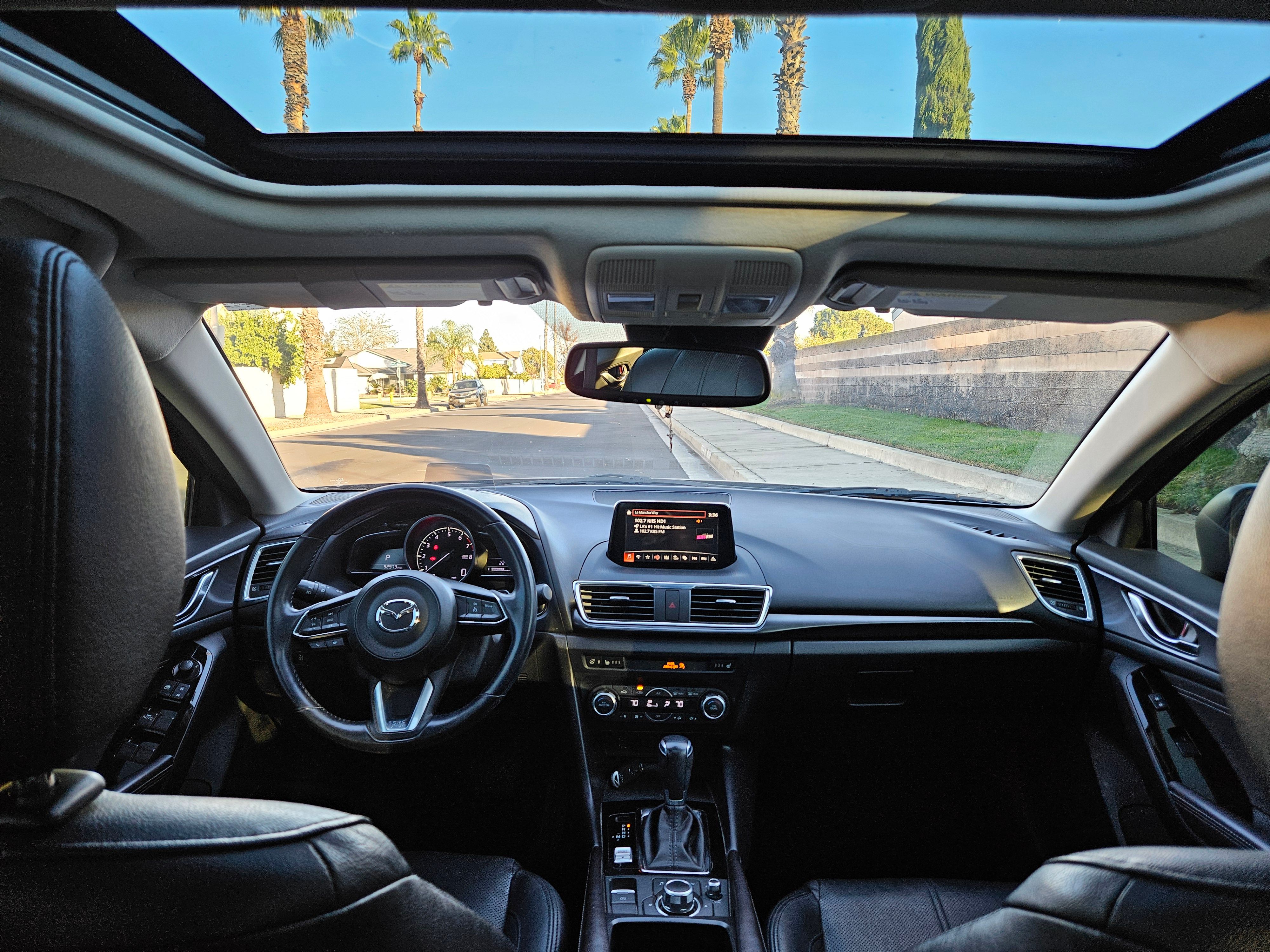 Used 2017 MAZDA MAZDA3 Grand Touring FWD image 11