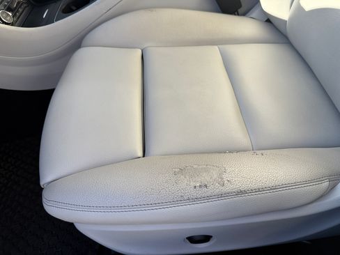 Used 2017 Mercedes-Benz GLA 250 4MATIC image 16