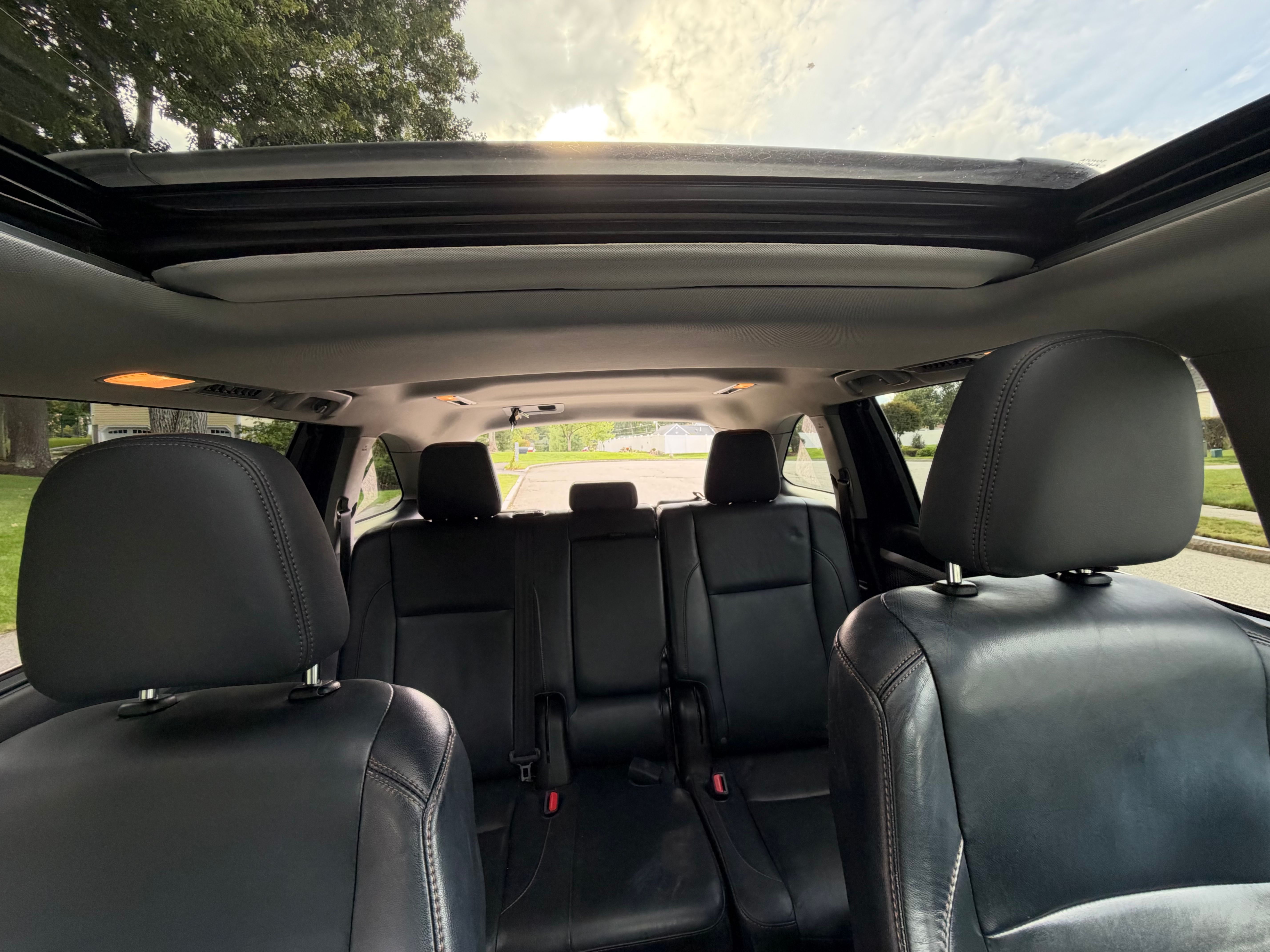 Used 2015 Toyota Highlander XLE AWD/4WD image 8