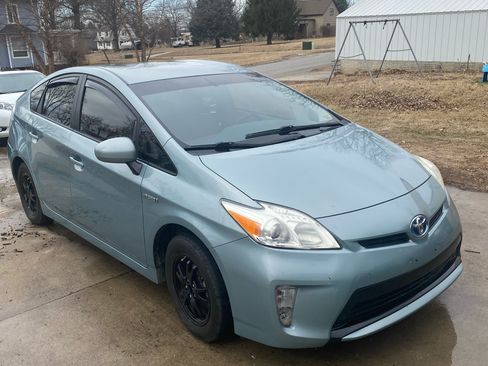 Used 2012 Toyota Prius Four image 1