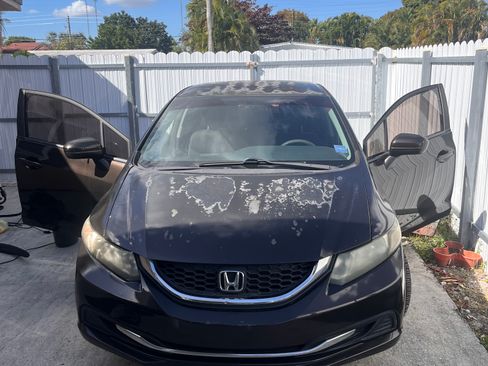 Used 2014 Honda Civic LX image 1